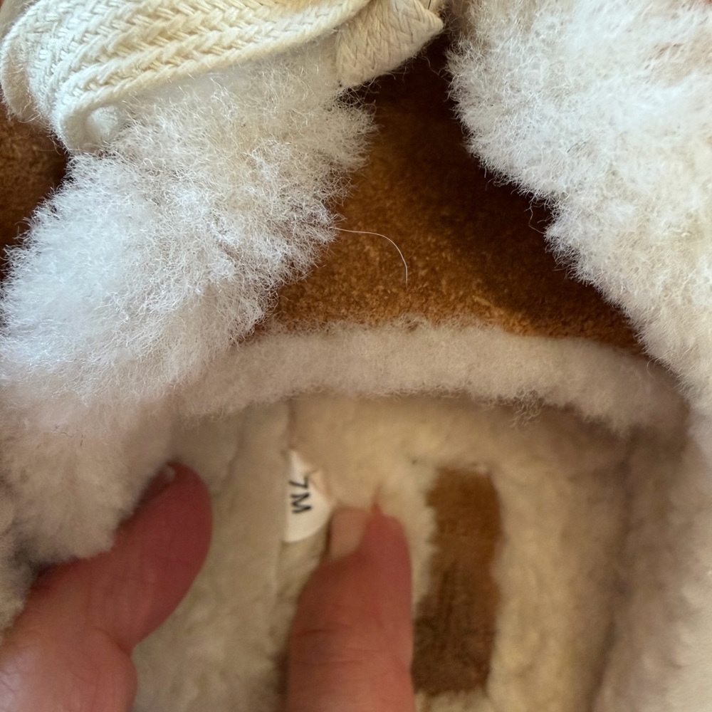 Frye Ivy genuine shearling sneaker mules in brown suede - Picture 4 of 5